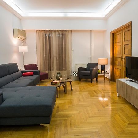 Capricorn - Luxurious Apartment In Kolonaki Афины Экстерьер фото